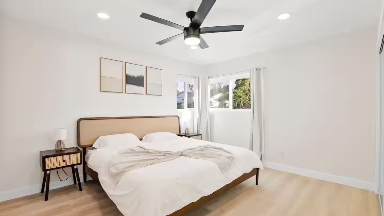 Photo of Bedroom in Lake Murray
