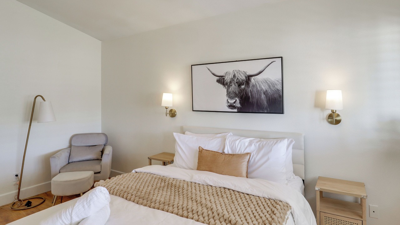 Photo of Bedroom in Spring Valley