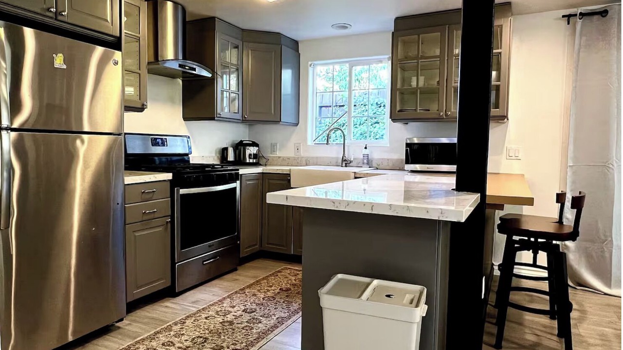 Photo of Kitchen in Woodland Hills