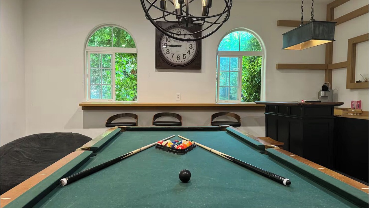 Photo of Bedroom in Woodland Hills