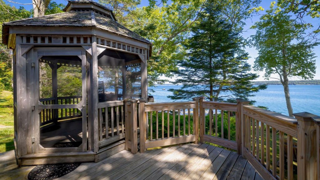 Photo of Patio Balcony in Blue Hill