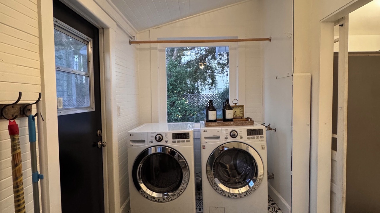 Photo of Bedroom in Floral Park