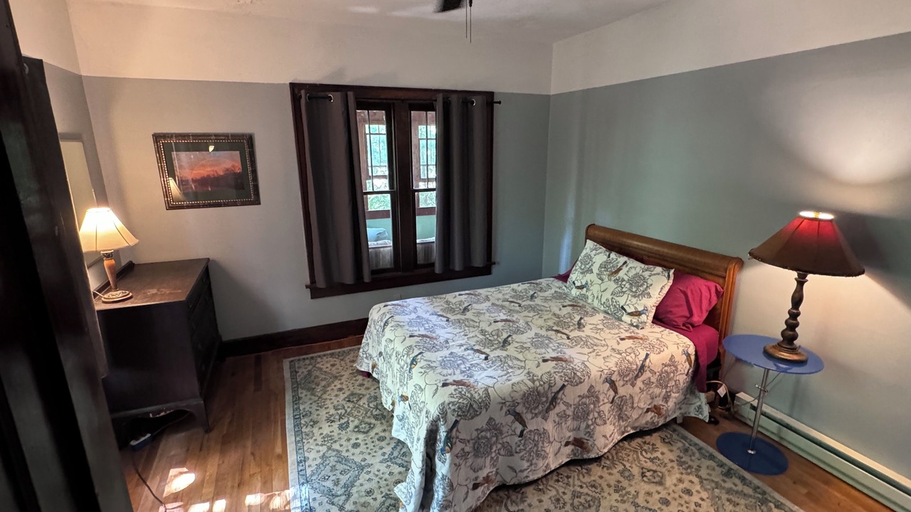 Photo of Bedroom in Murphysboro
