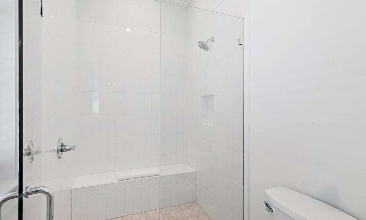 Photo of Bathroom in Lakeside at Blue Mountain Beach