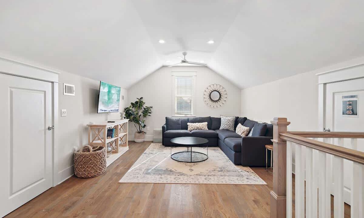 Photo of Livingroom in Lakeside at Blue Mountain Beach