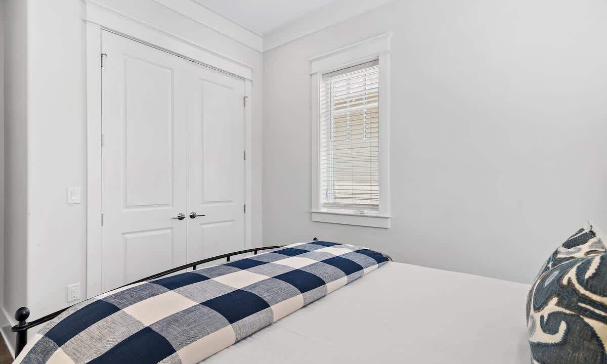 Photo of Bedroom in Lakeside at Blue Mountain Beach