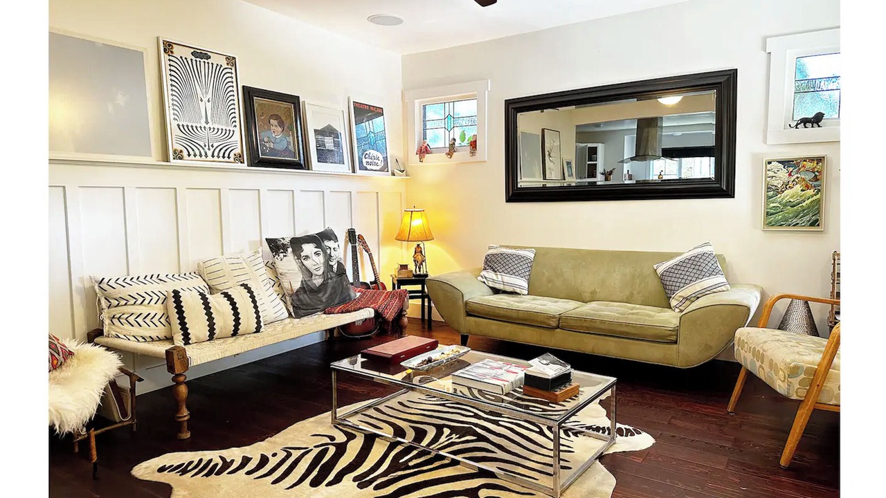 Photo of Livingroom in Eagle Rock