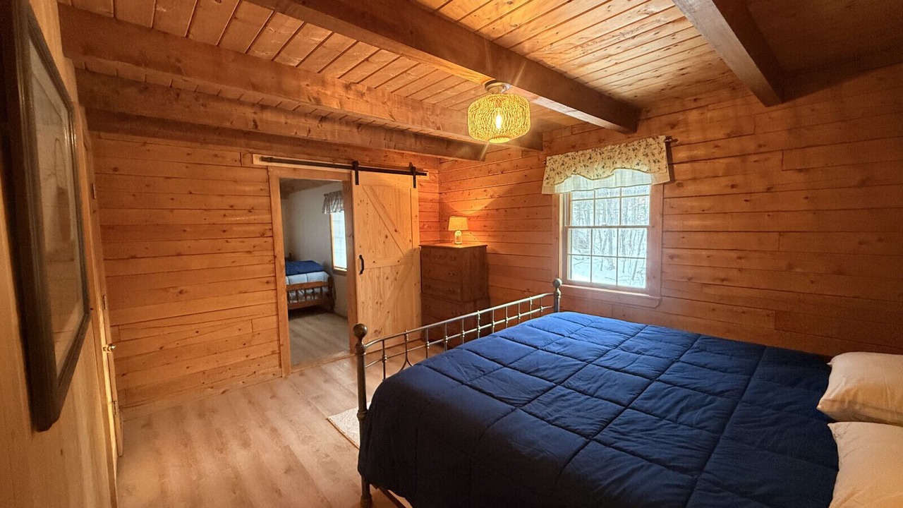 Photo of Bedroom in Greenville Junction