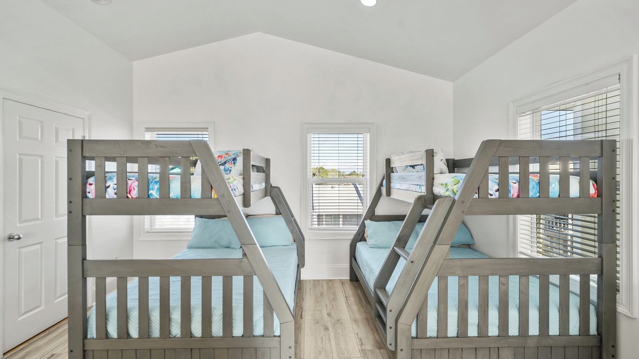Photo of Bedroom in Gulf Lagoon Beach