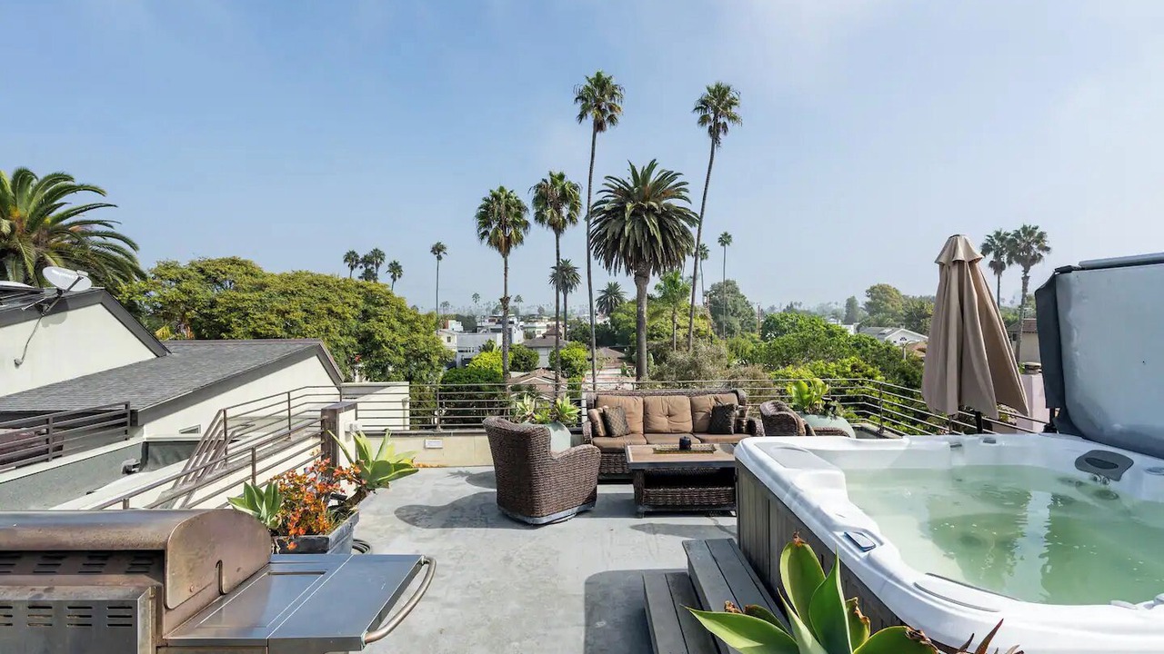 Photo of Outdoor in Venice Canals