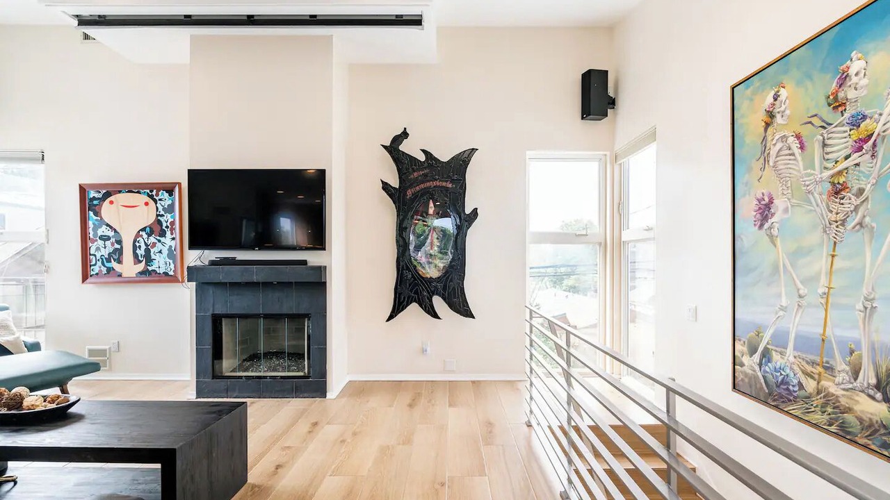 Photo of Livingroom in Venice Canals