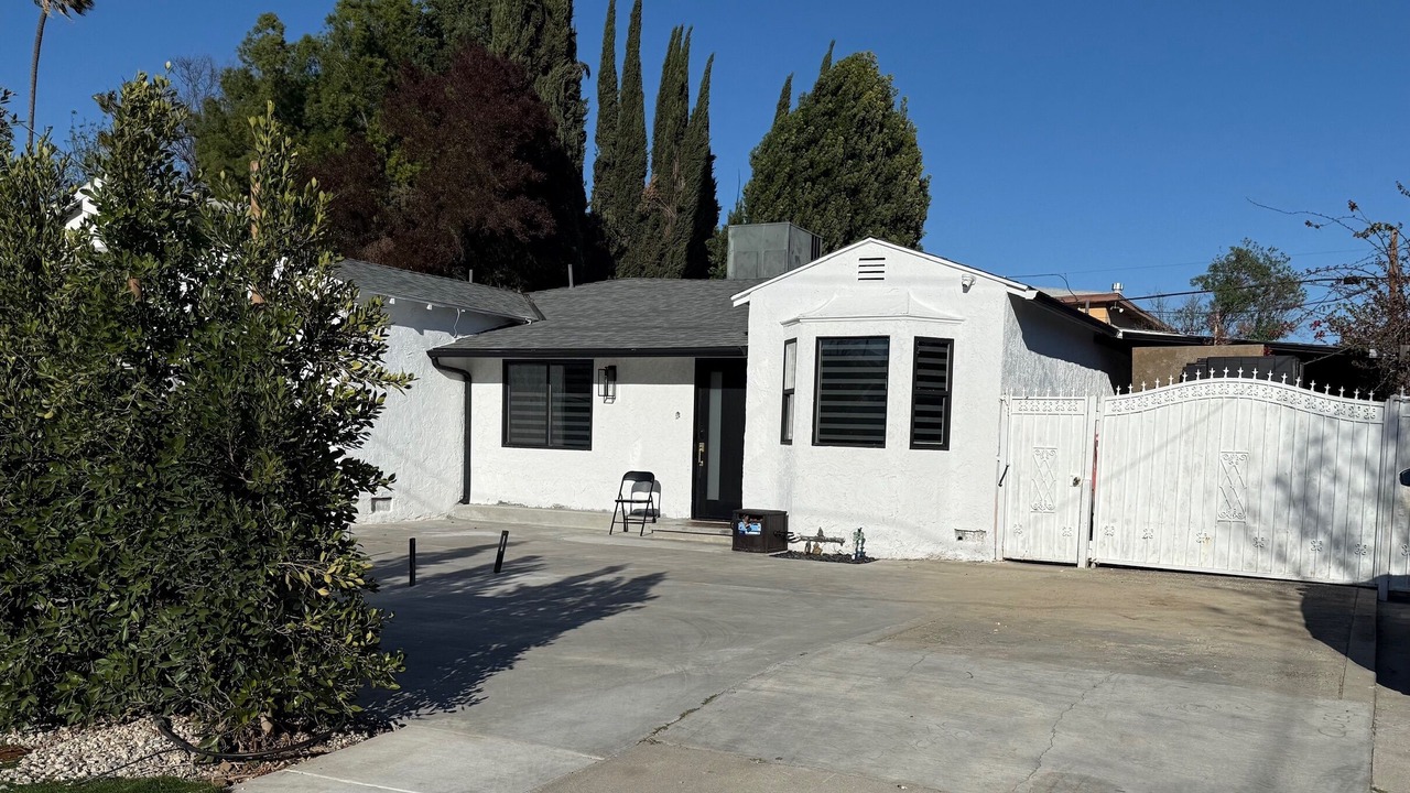 Photo of Outdoor in Valley Village