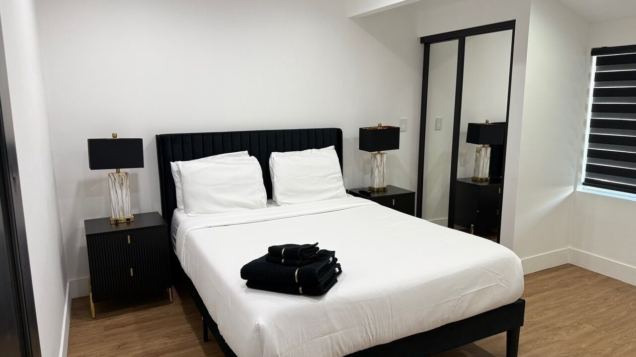 Photo of Bedroom in Valley Village