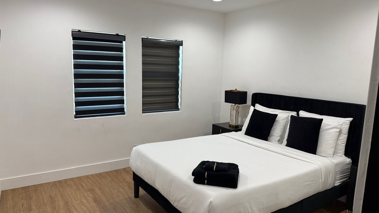 Photo of Bedroom in Valley Village