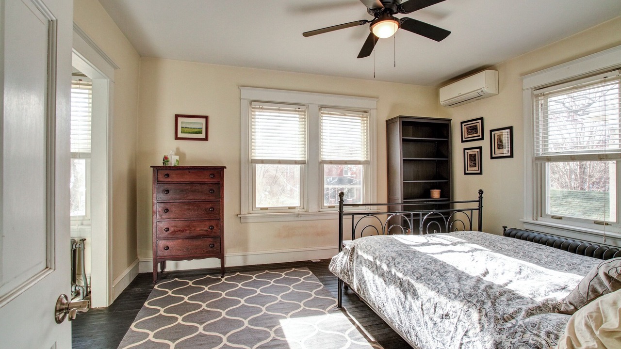 Photo of Bedroom in Phoenixville