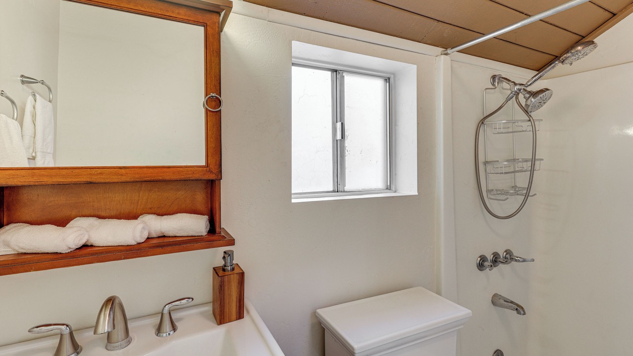 Photo of Bathroom in Wrightwood