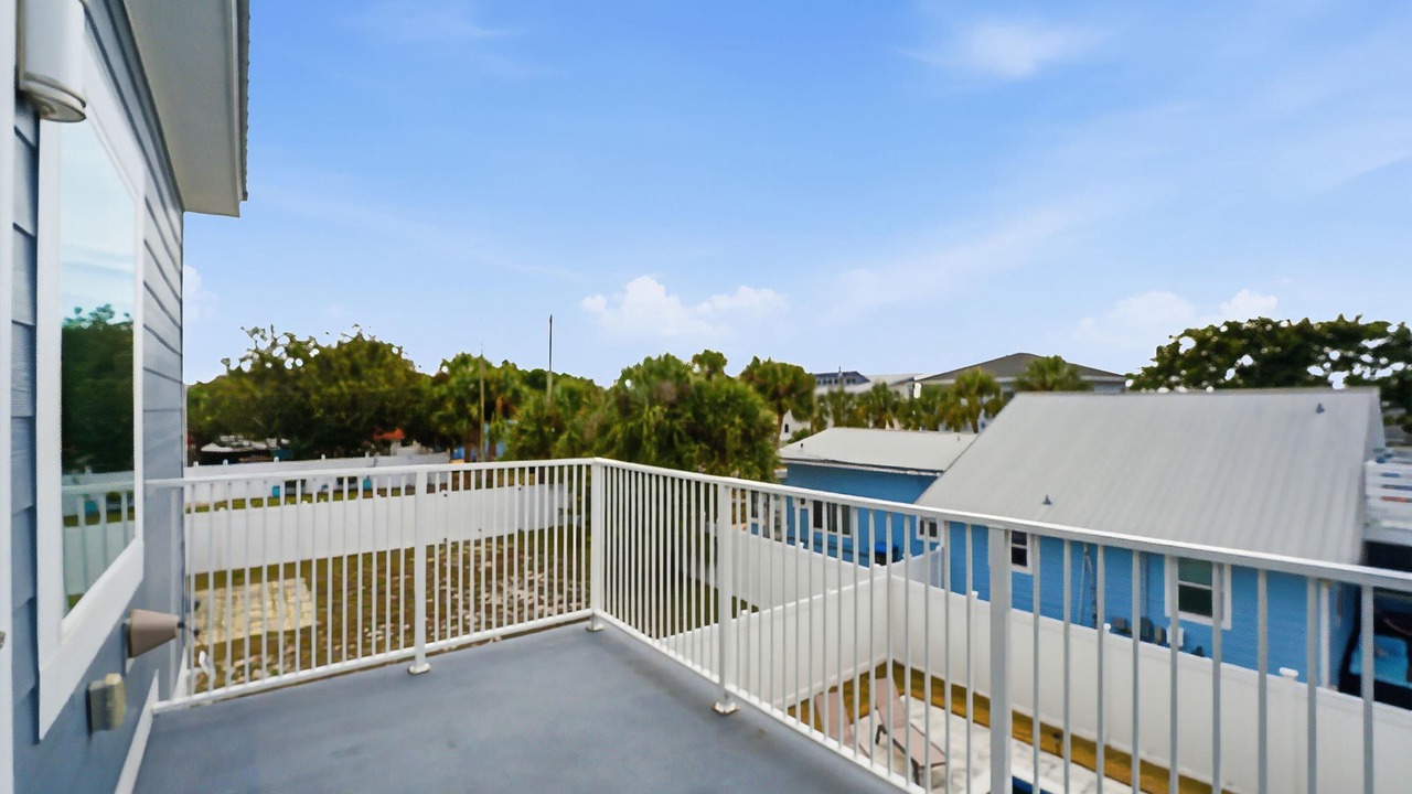 Photo of Patio Balcony in Bid-a-wee Beach