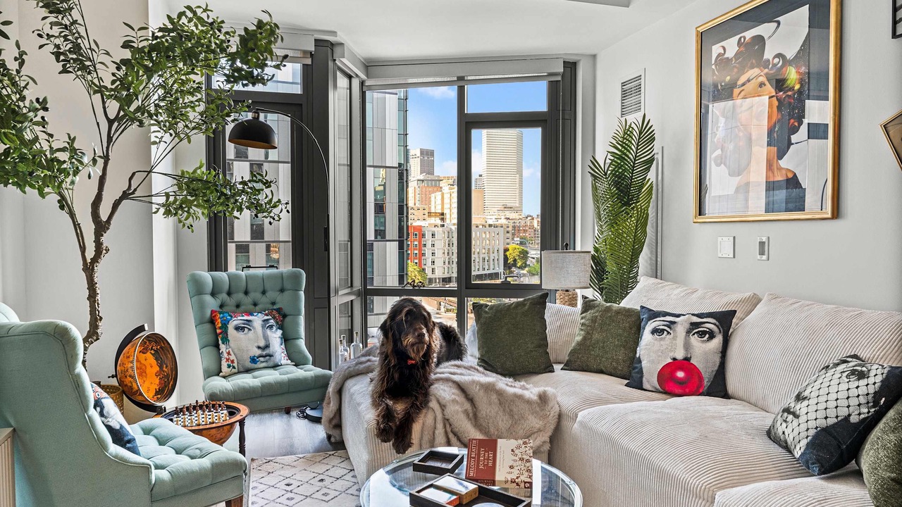 Photo of Livingroom in Shawmut