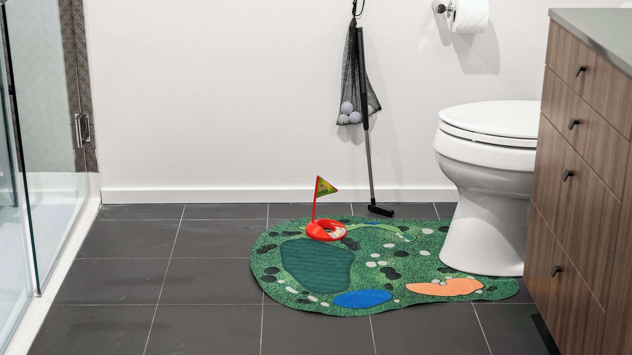 Photo of Bathroom in Shawmut