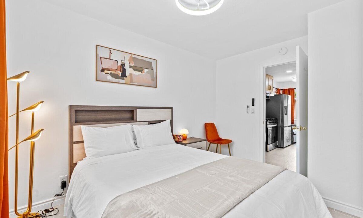 Photo of Bedroom in Tustin