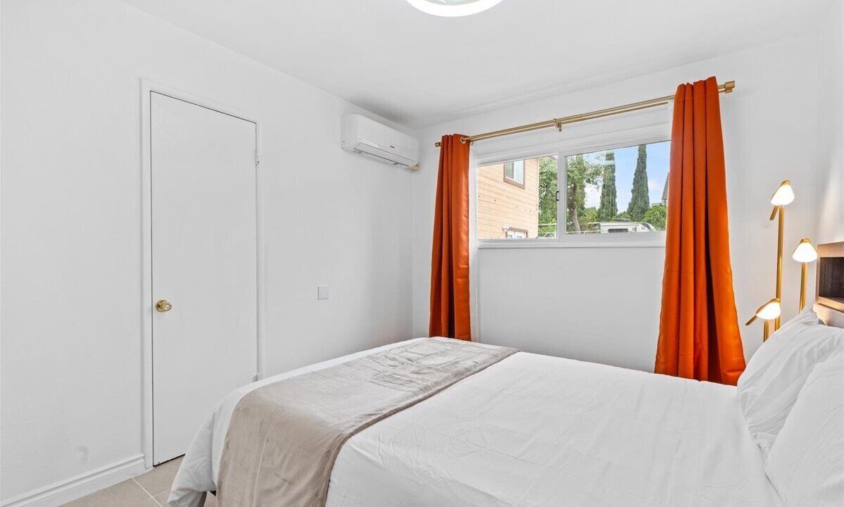 Photo of Bedroom in Tustin