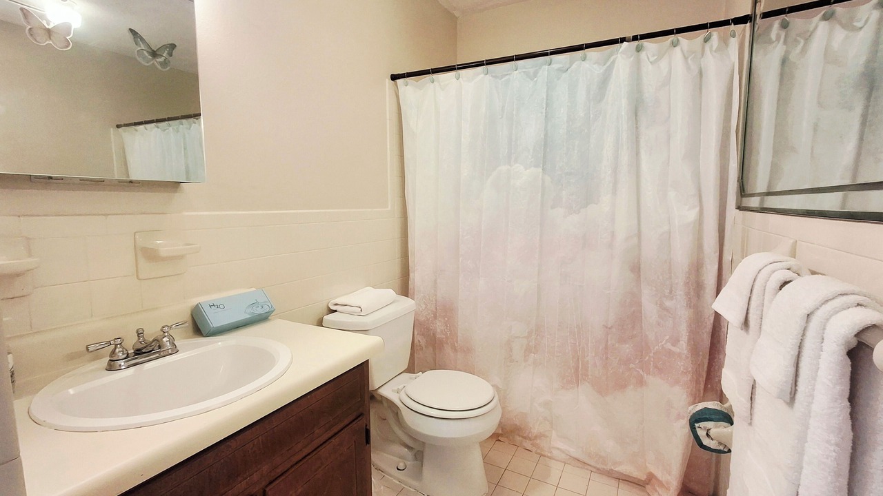 Photo of Bathroom in Thomas Drive