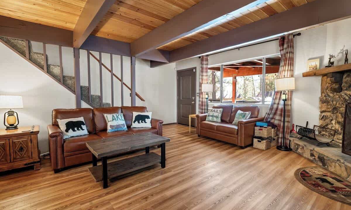 Photo of Livingroom in Big Bear Lake