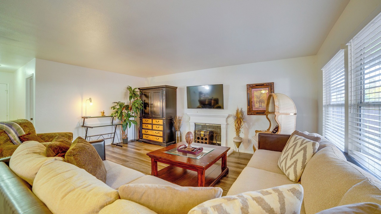 Photo of Livingroom in Rubidoux