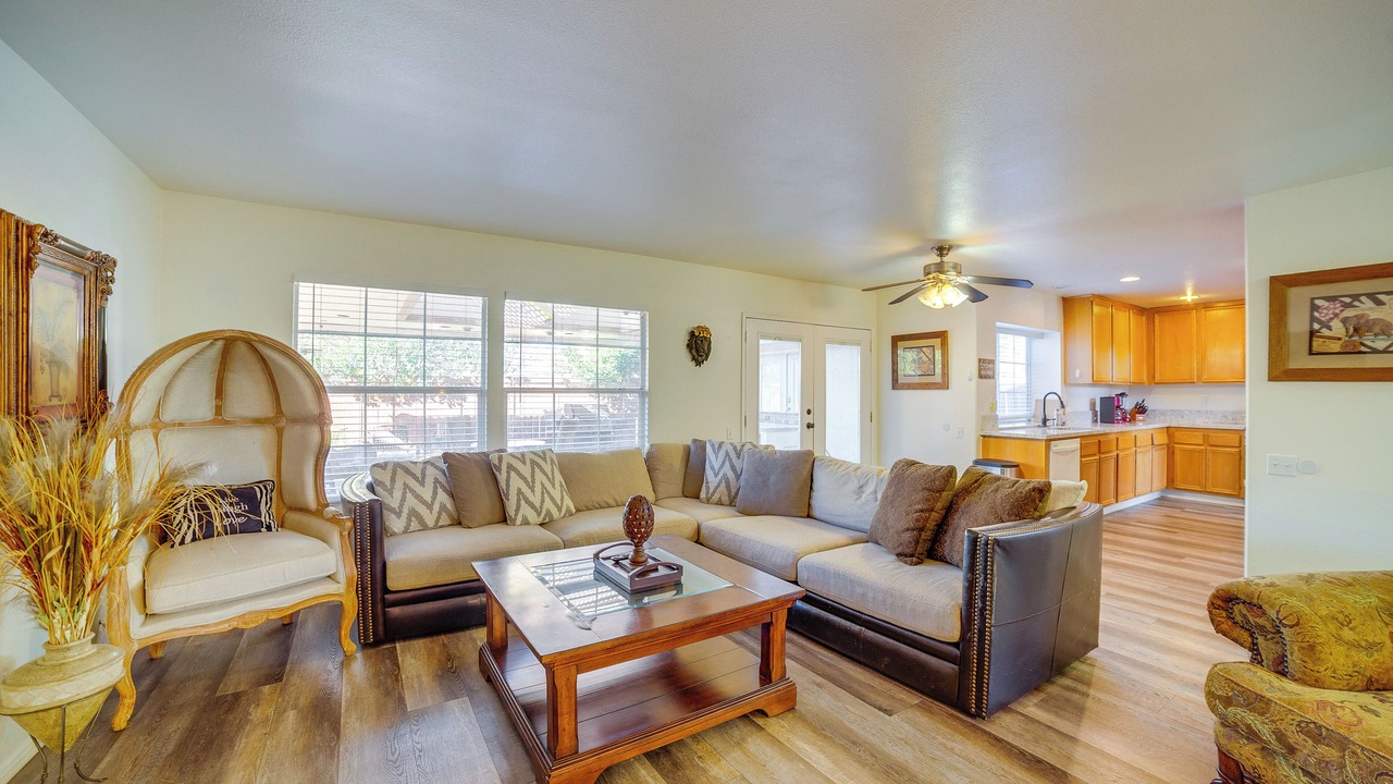 Photo of Livingroom in Rubidoux
