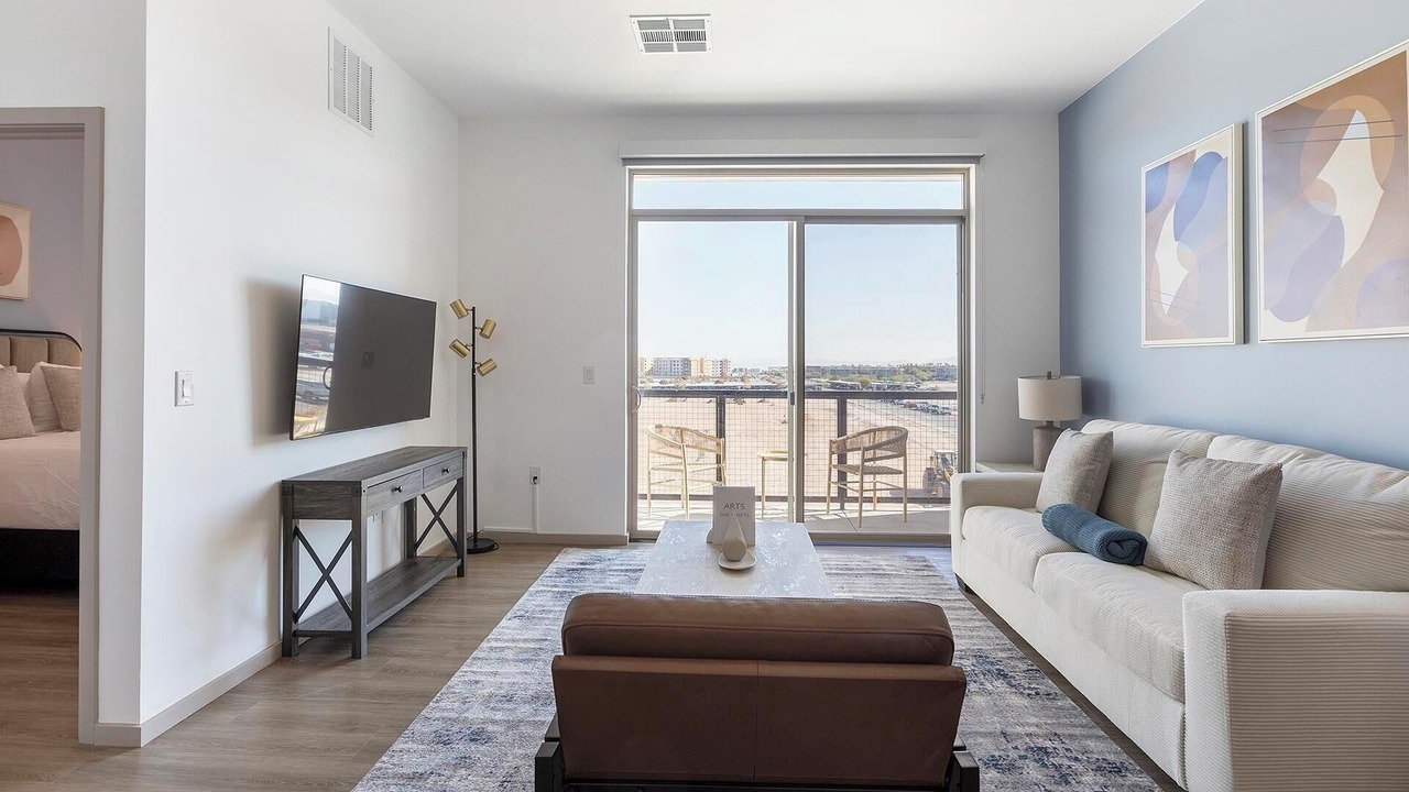 Photo of Livingroom in Spring Valley