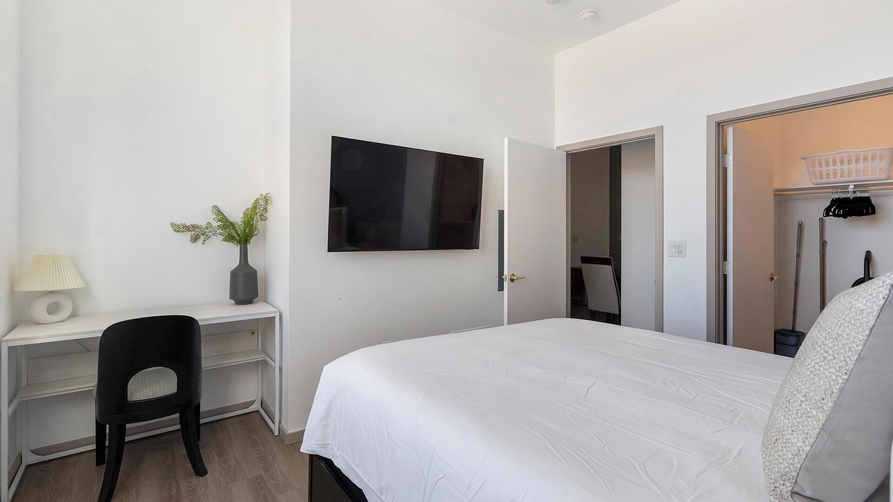 Photo of Bedroom in Spring Valley