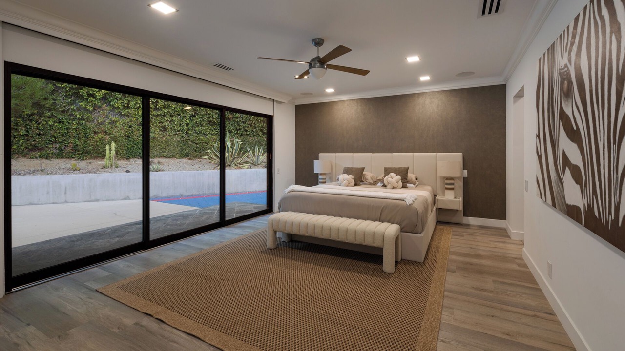 Photo of Bedroom in Beverly Glen