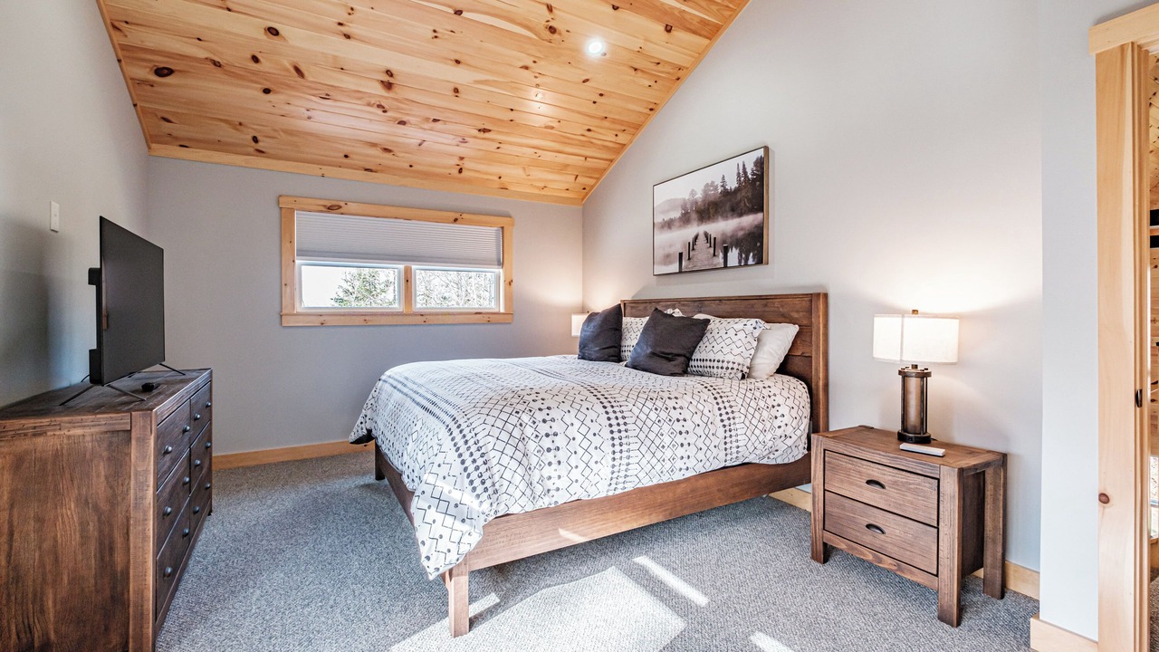 Photo of Bedroom in Bryant Pond
