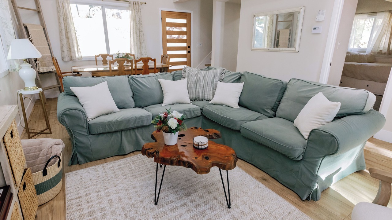 Photo of Livingroom in Running Springs
