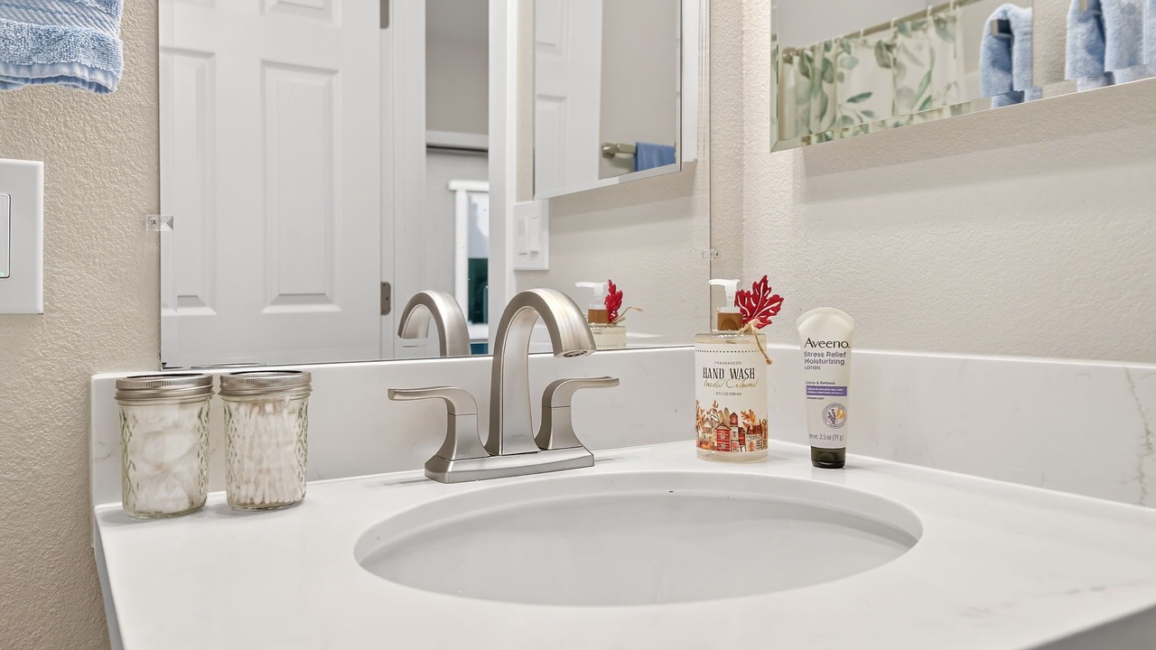 Photo of Bathroom in Centennial Hills