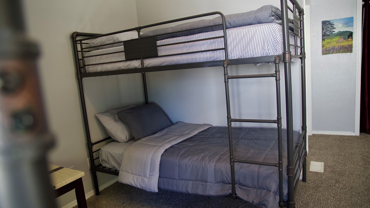 Photo of Bedroom in Southwest Ada County Alliance