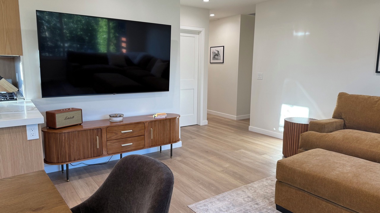 Photo of Livingroom in Culver - West