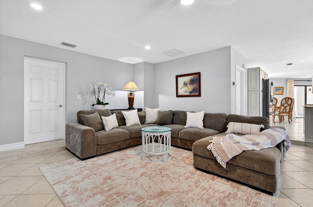 Photo of Livingroom in South Sarasota