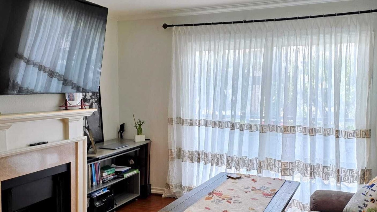 Photo of Livingroom in Sherman Oaks