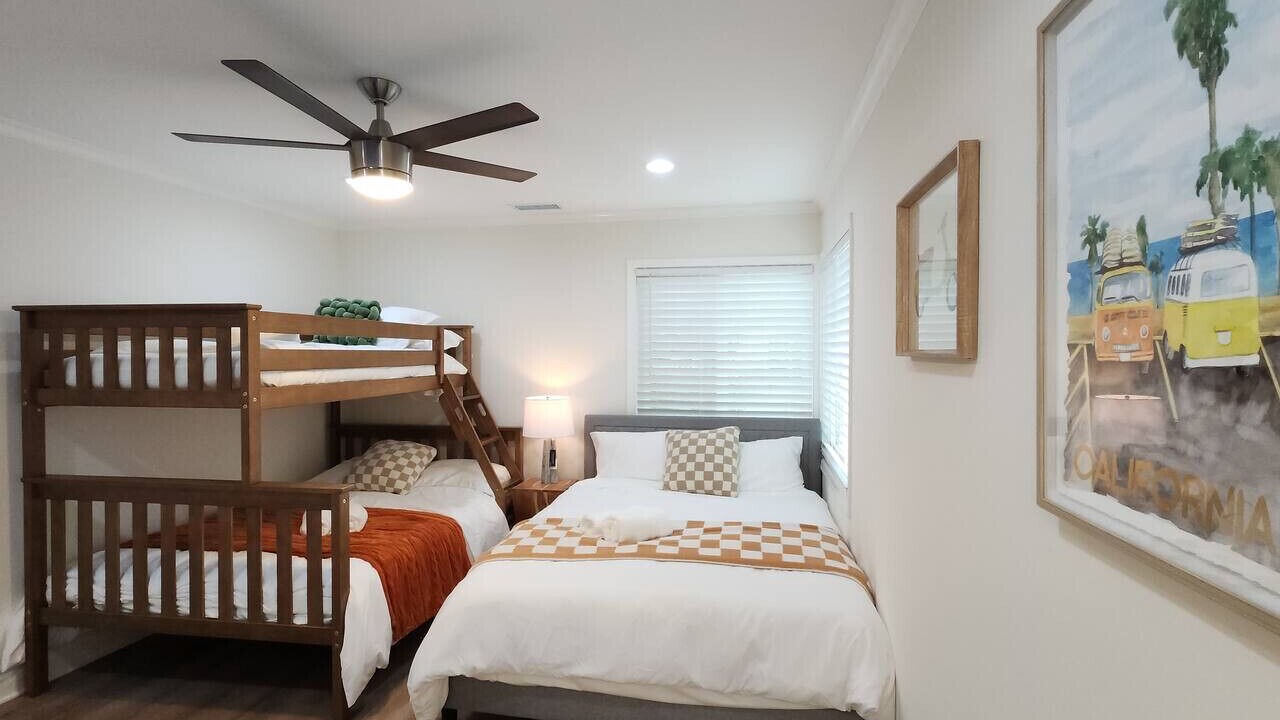 Photo of Bedroom in North Tustin