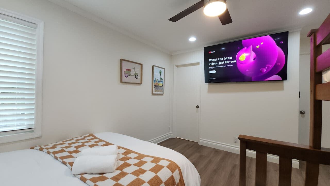 Photo of Bedroom in North Tustin