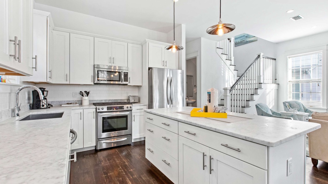 Photo of Kitchen in Greenway Park