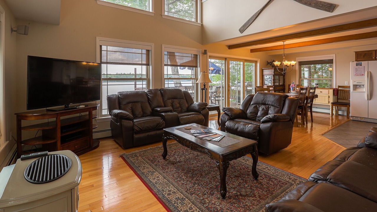 Photo of Livingroom in Eddington
