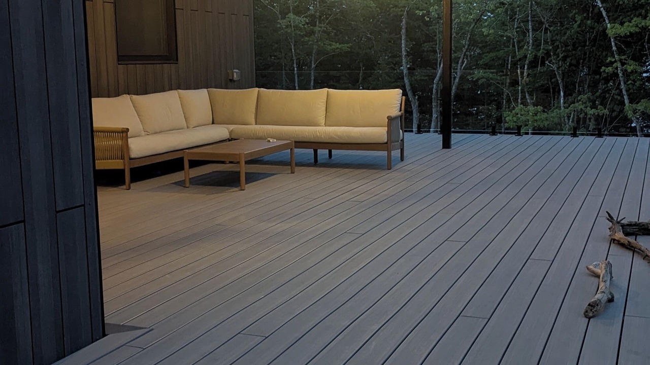 Photo of Patio Balcony in Sullivan