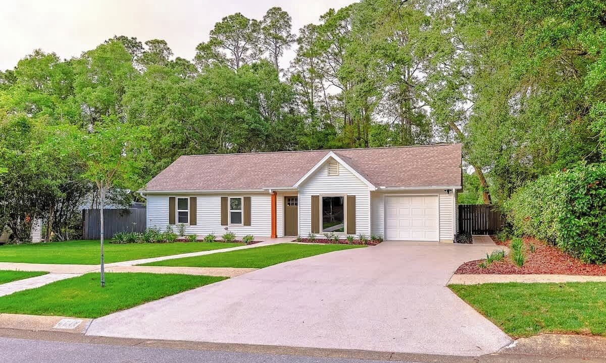 Photo of Outdoor in Southeast Pensacola