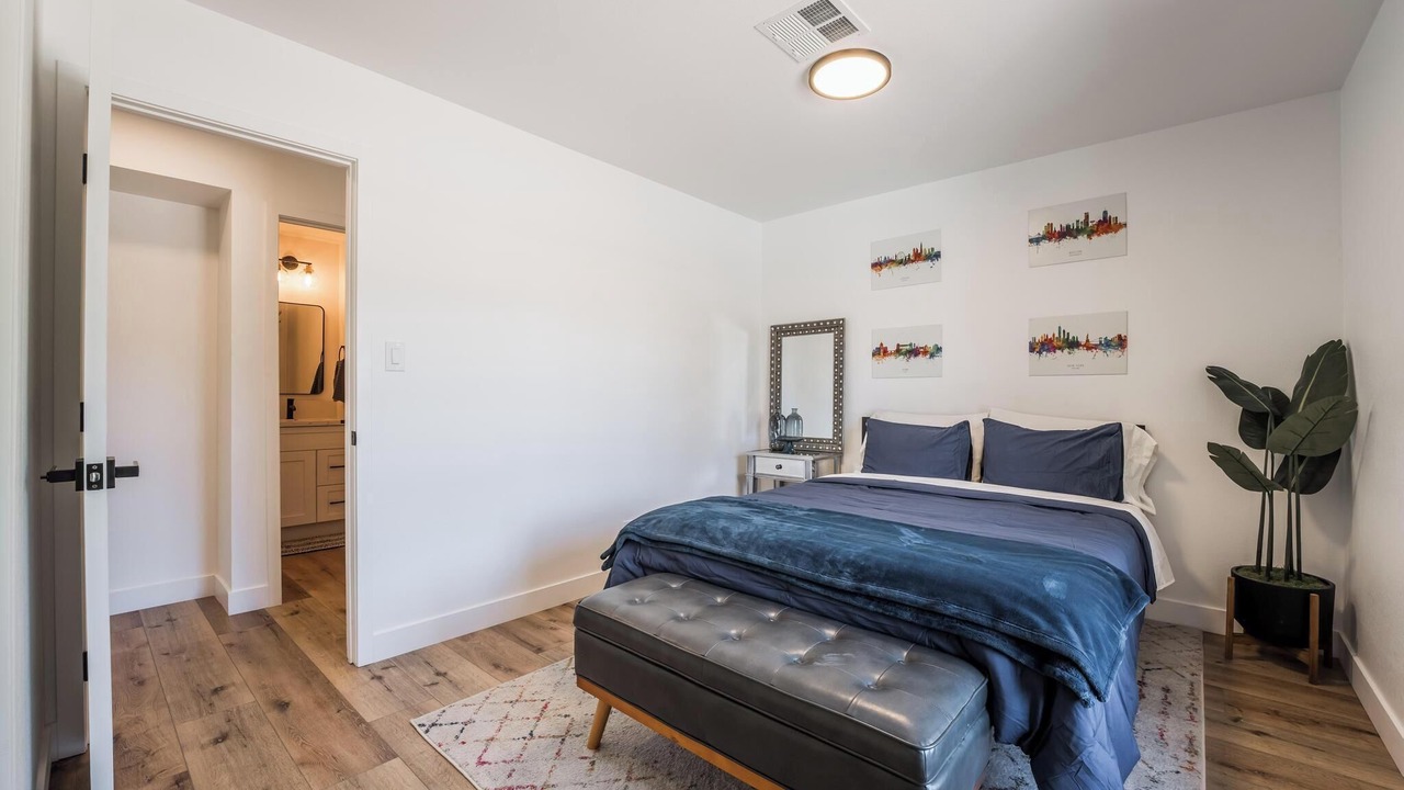 Photo of Bedroom in Green Valley North