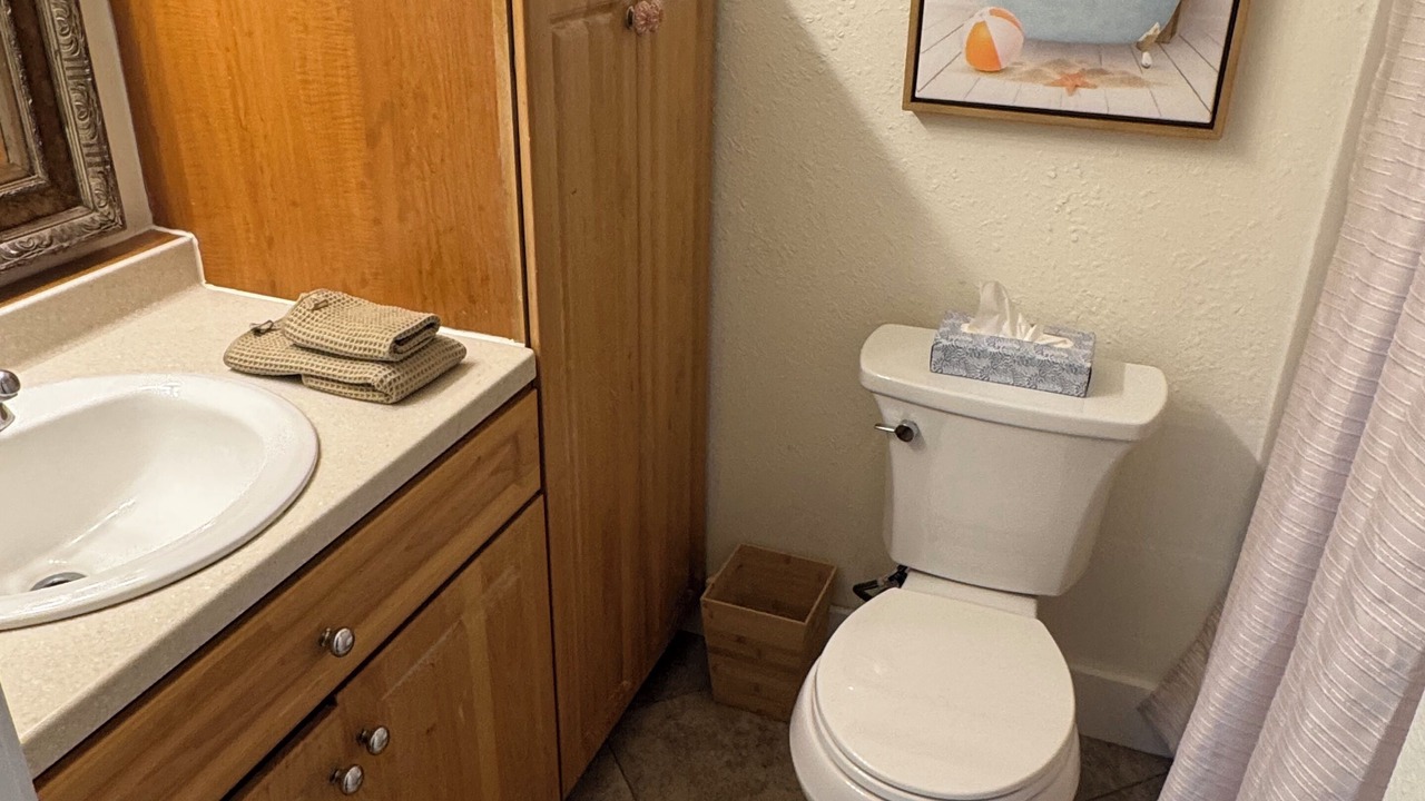 Photo of Bathroom in Pace