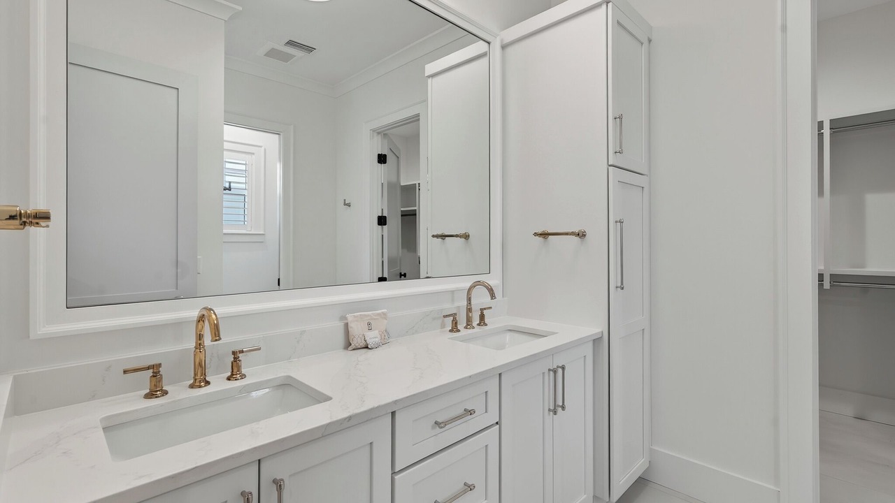 Photo of Bathroom in Lakeside at Blue Mountain Beach
