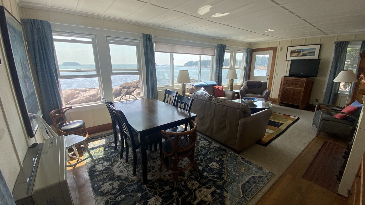 Photo of Livingroom in Stonington