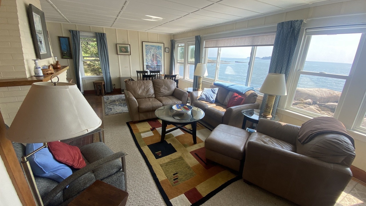 Photo of Livingroom in Stonington